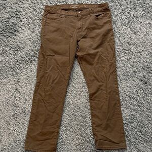 Banana Republic Army green “travel jean” khaki pants